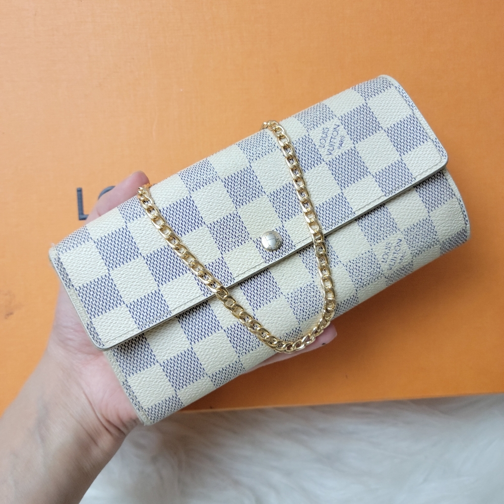 100% Authentic Louis Vuitton damier azur wallet
